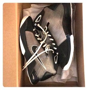 Nike Hyperdunk, men’s size 8